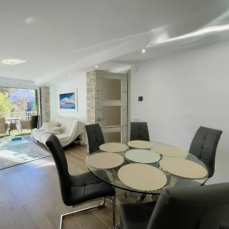 Deluxe Center דירה *
