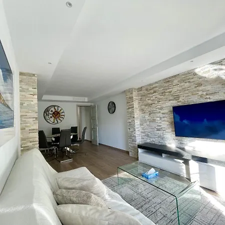 Deluxe Center Daire Benidorm